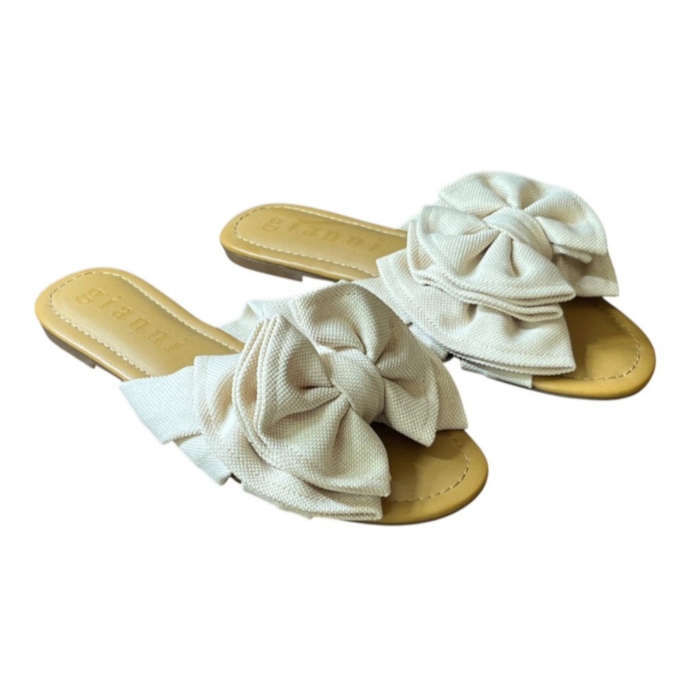 GIANNI BINI Flats Sandals Shoes BIG CREAM BOW FRONT Woven Canvas SIZE 8.5 M